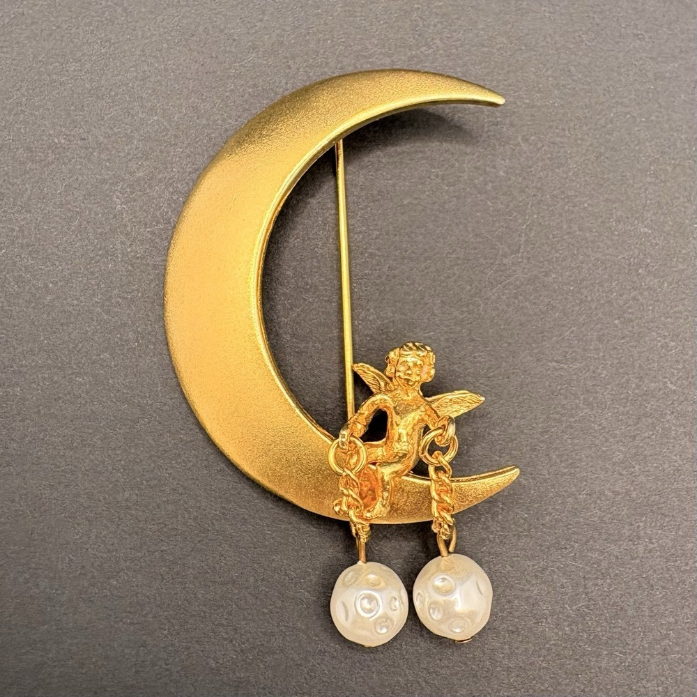 Vintage Jeanne‎ Brooch Cherub Angel Crescent Moon Faux Pearl Dangles Celestial